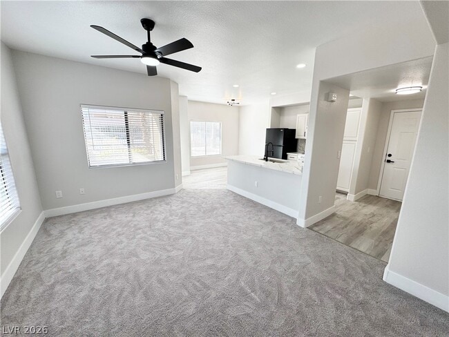 Building Photo - 8250 N Grand Canyon Dr Unit 1188