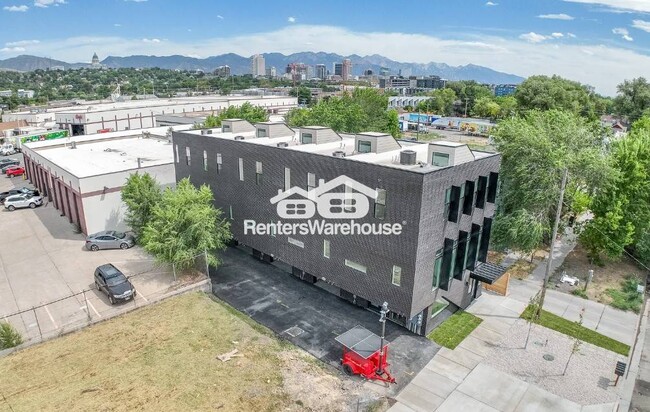Building Photo - 544 N 600 W Rental