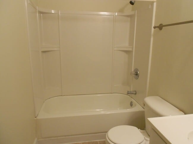 Photo - 1 Bedroom Apartment in Downtown Athens - S... Unit 208