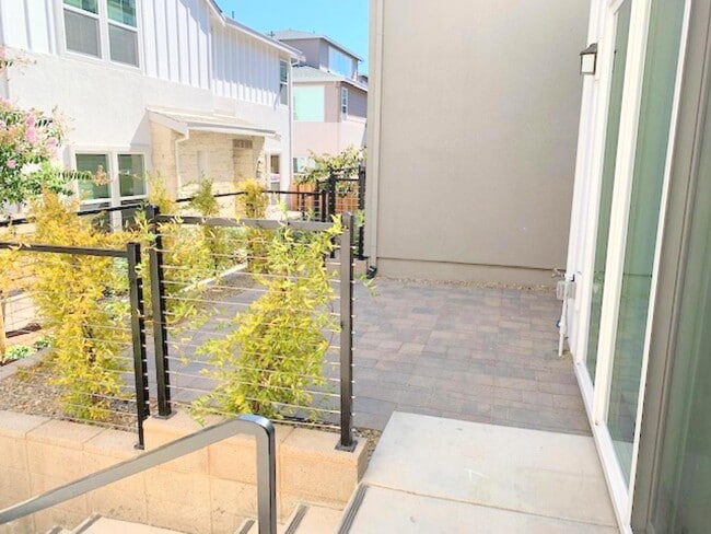 Photo - Beautifully Upgraded Contemporary Home in Wallis Ranch ! Close to Quarry Lane School !