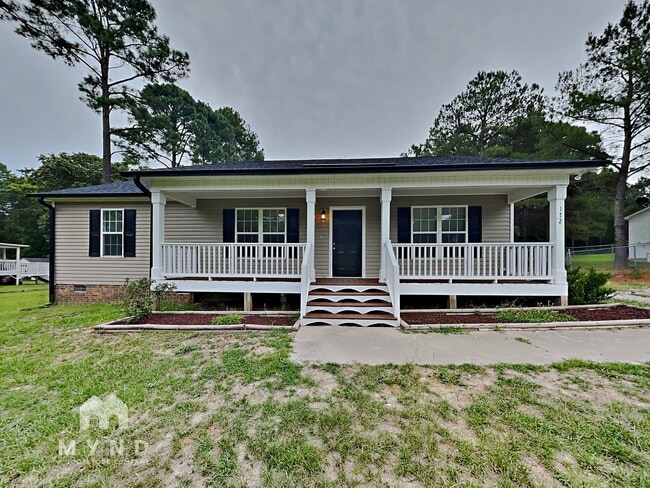 Building Photo - 172 Saw Mill Dr