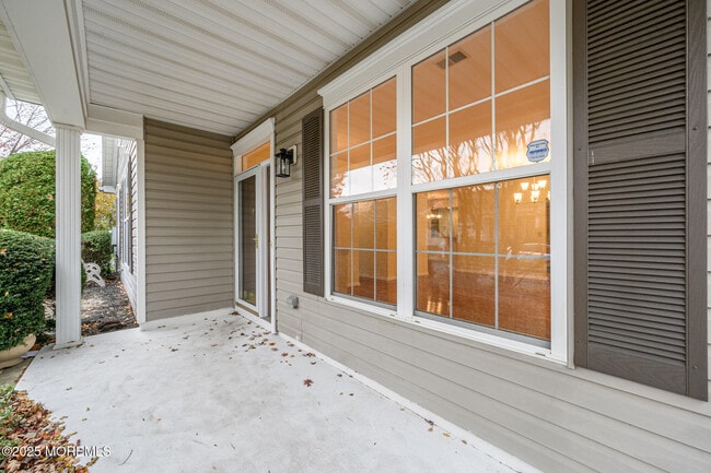 Photo - 131 Greenlawns Dr