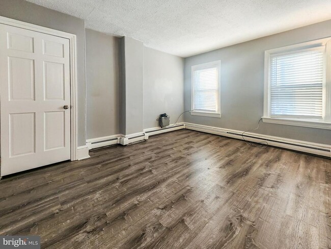 Photo - 226 Morgan St