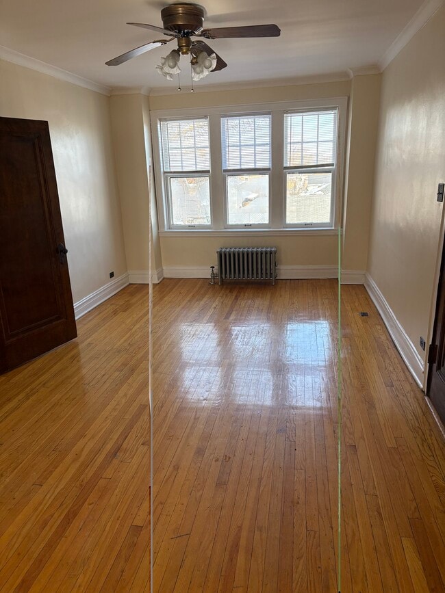 Photo - 33rd & Ridgeland Ave