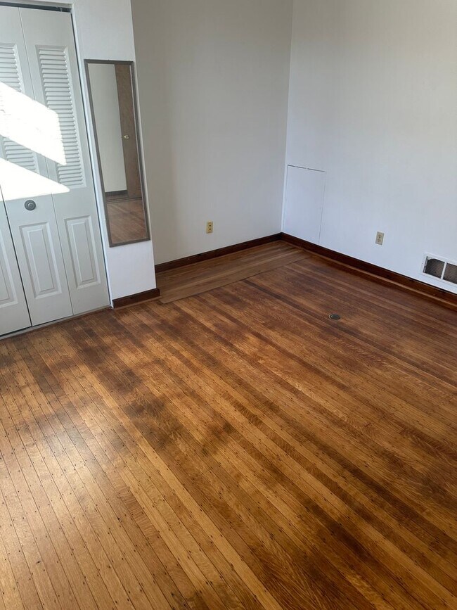 Photo - 407 S Aiken Ave