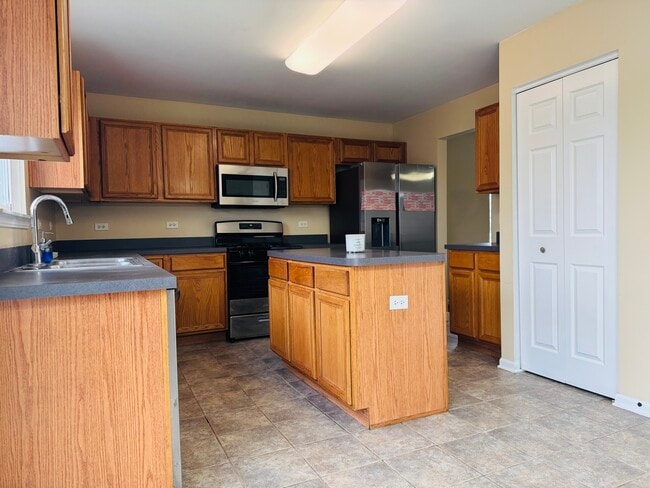 408 Clifton Ln