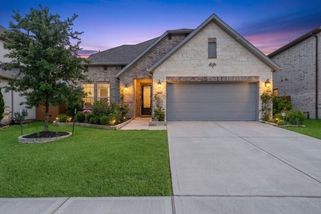 Building Photo - 3850 Chapman Bluff Dr