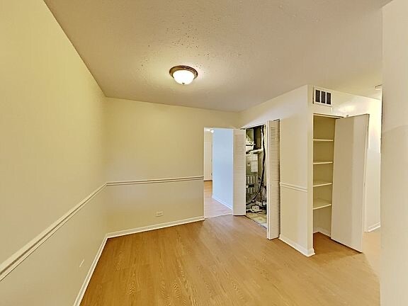 Photo - 433 Springfield St