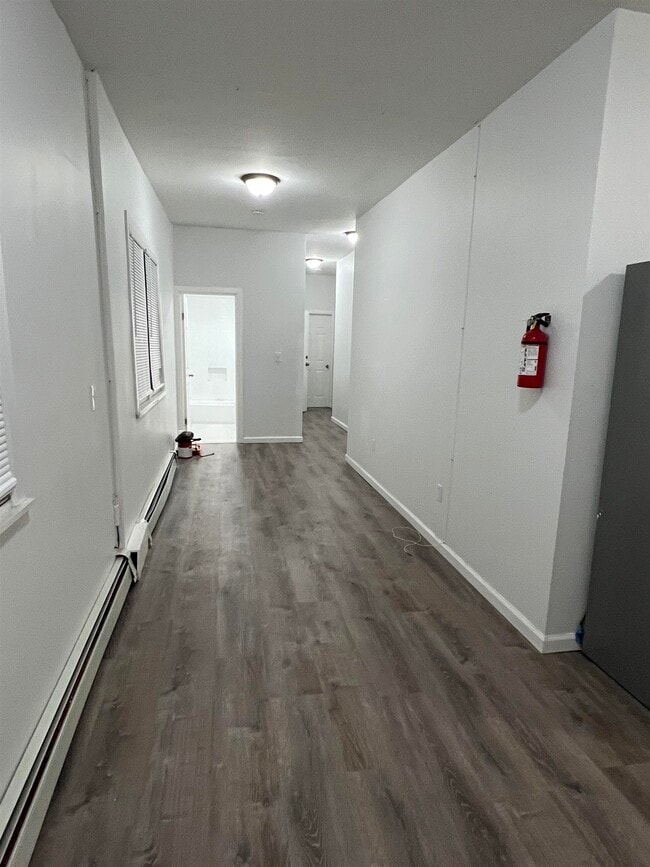 Photo - 270 S 9th St Unit 1