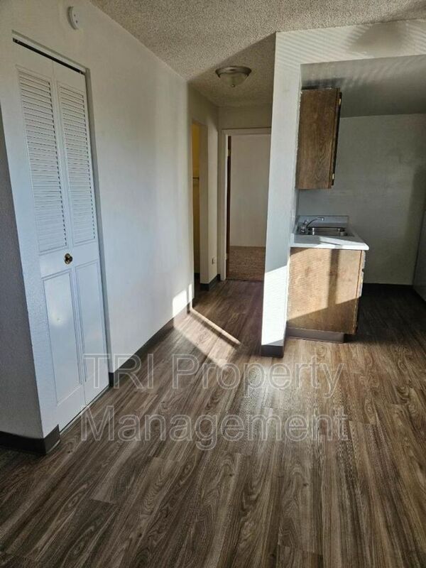 Photo - 2219 8th Ave