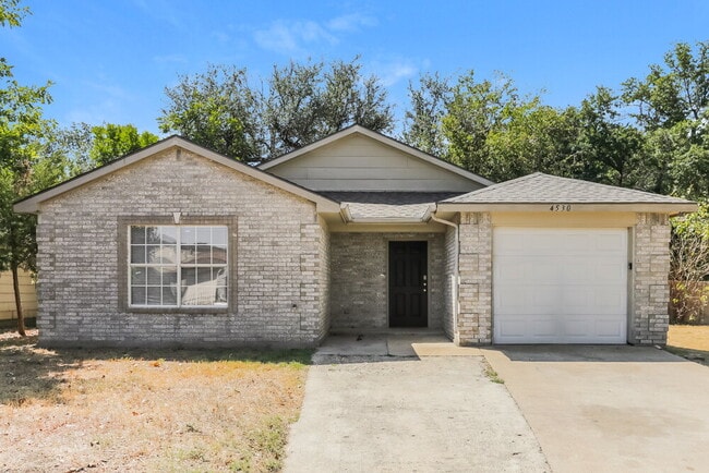Building Photo - 4530 Lizzy Dr