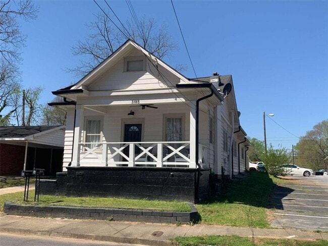 Building Photo - 3185 Jackson St