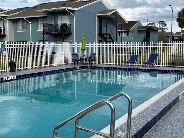 Building Photo - 817 Pablo Ln