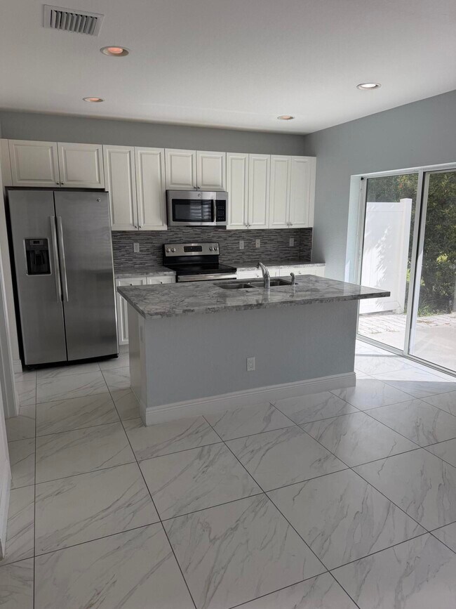 Photo - 2810 NW Treviso Cir