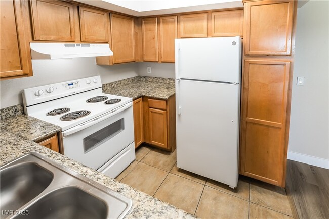 Photo - 1455 E Katie Ave Unit D15