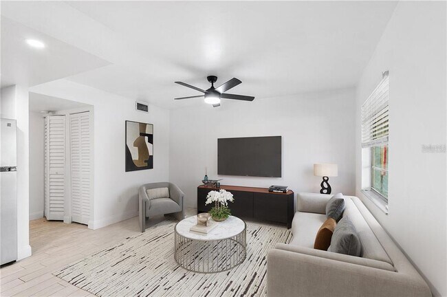 Photo - 555 62nd St S Unit 112