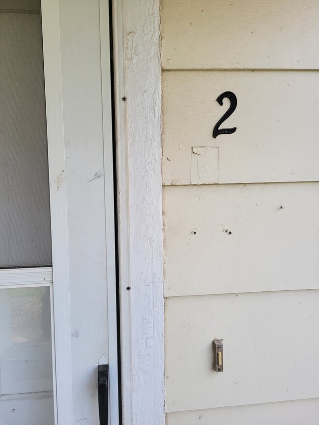 Photo - 617 7th Ave Unidad 2