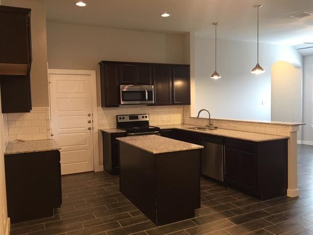 Photo - 1013 Skyview Ct