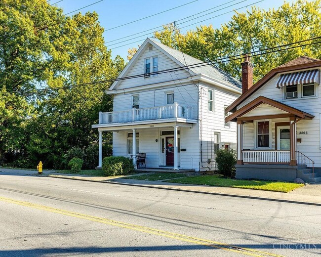 Building Photo - Updated and Spacious! Unit 3498 Boudinot  1