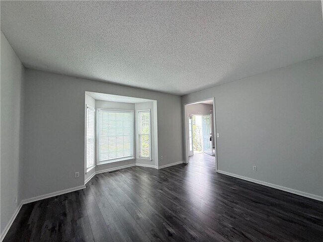175 Sessingham Ln