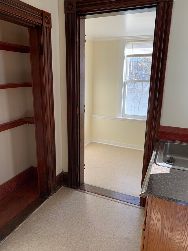 Photo - 14 Beacon St Unit 4