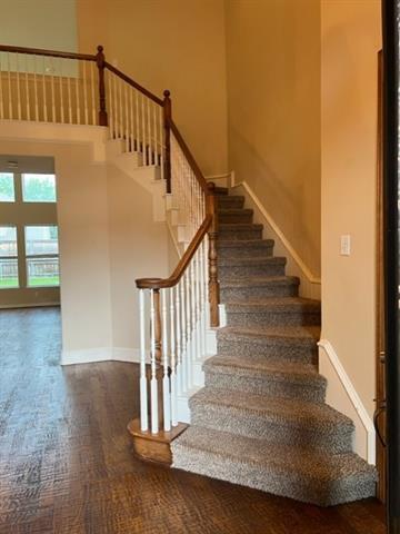 Photo - 321 Greenfield Dr