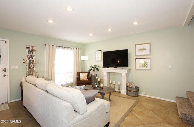 Photo - 10408 N 11th Pl