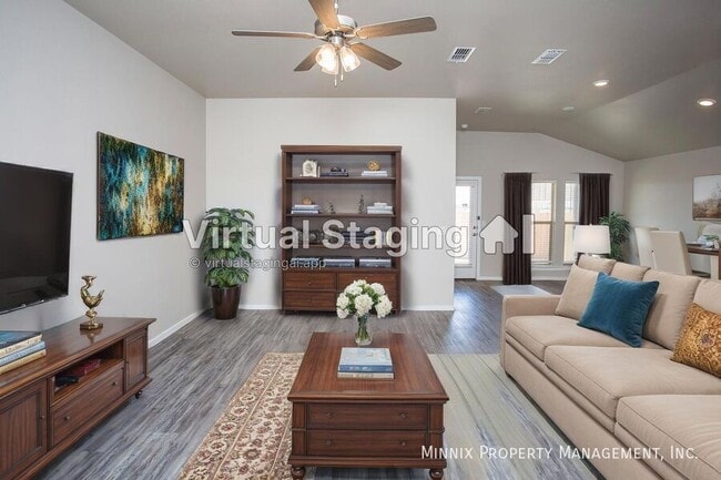 Photo - 2126 N Texas Ave Casa