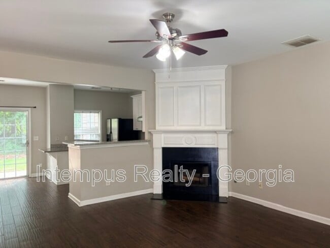 Photo - 904 Prestwyck Ct