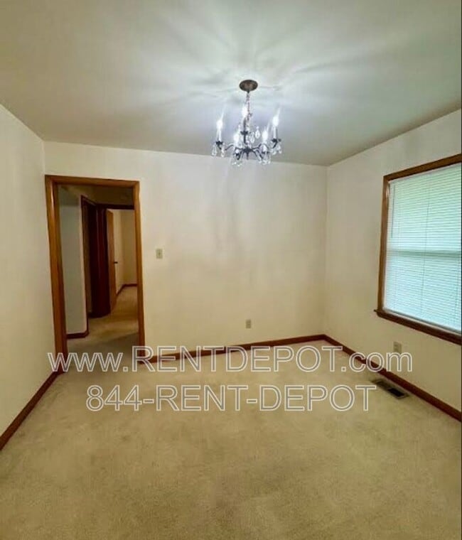 Photo - 2719 Vogel Rd