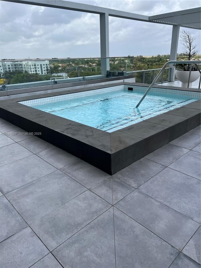 Photo - 2000 Metropica Wy Unit 2108