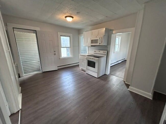 Photo - 221 Fairview St Unit 3FL