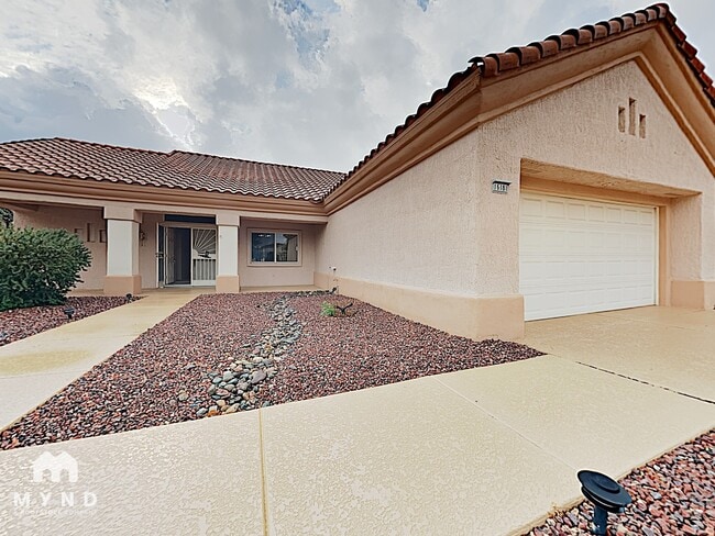 Building Photo - 16181 W Heritage Dr