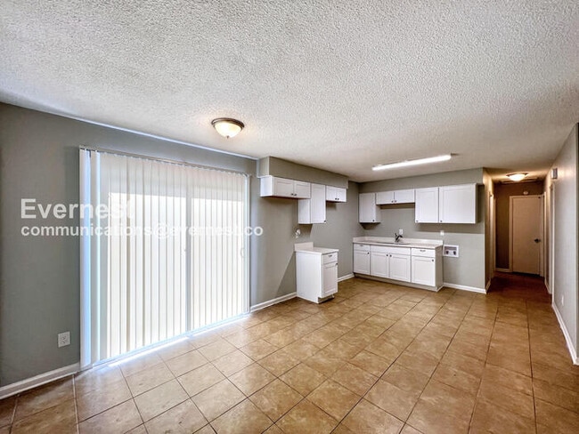 Photo - 2645 Eastbrook Dr