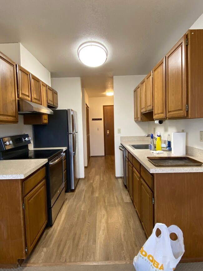 Photo - Mona Lisa Apartments