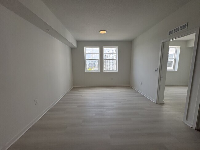 Photo - 5563 Millennia Park Dr