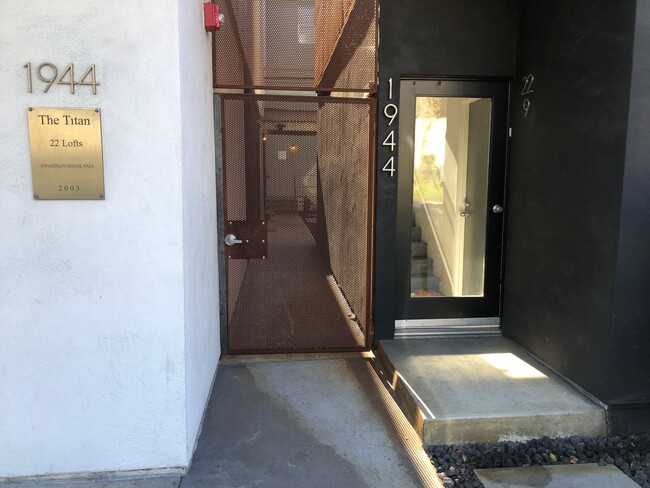 Photo - 1944 State St