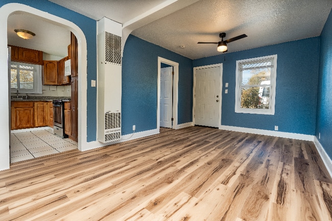 Photo - 2751 Olson Ave