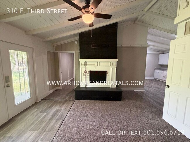 Photo - 310 E. Third Street-