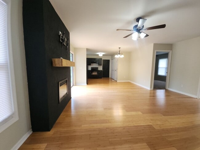 Photo - 3483 Arvin Dr