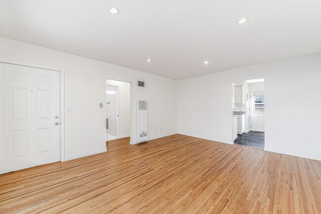 Photo - 809 Flora Dr Unidad 03