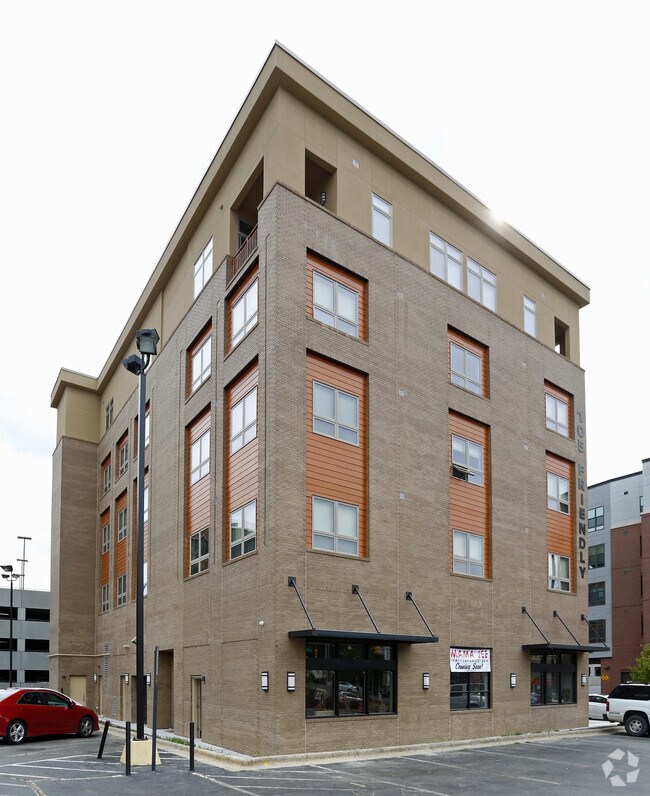 Photo - 105 Friendly Apartments