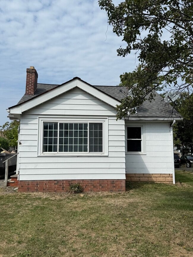 Euclid 3 Bed Single - Euclid 3 Bed Single House