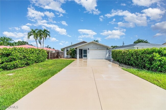 Photo - 517 98th Ave N