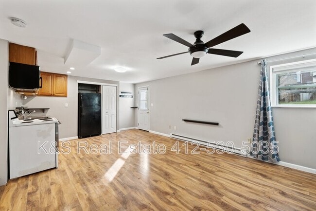 Photo - 9608 Frankstown Rd