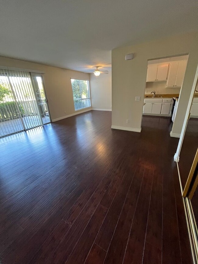 Photo - Ground-Floor Living in a Desirable 55+ Thousand Oaks Community
