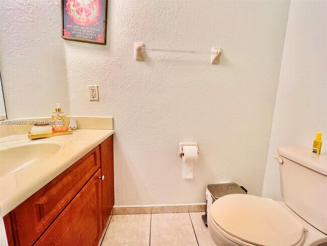 Photo - 11102 NW 83rd St Unit 203