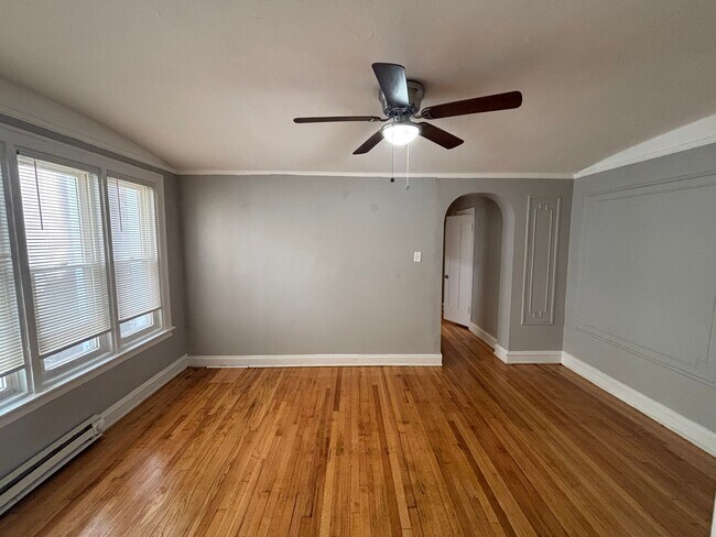 Photo - 8346-8348 S Maryland Ave Unit 8346-1