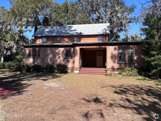 Building Photo - 2106 Wilson Dr Rental