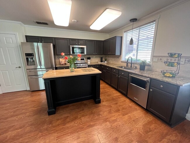 Photo - 1936 Hillock Ct